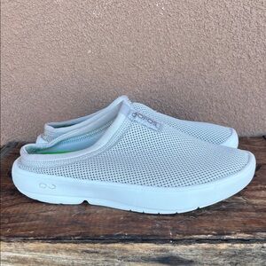 OOFOS oocoozies sport mules